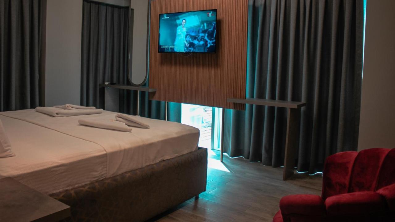 Hotel Talles City *
