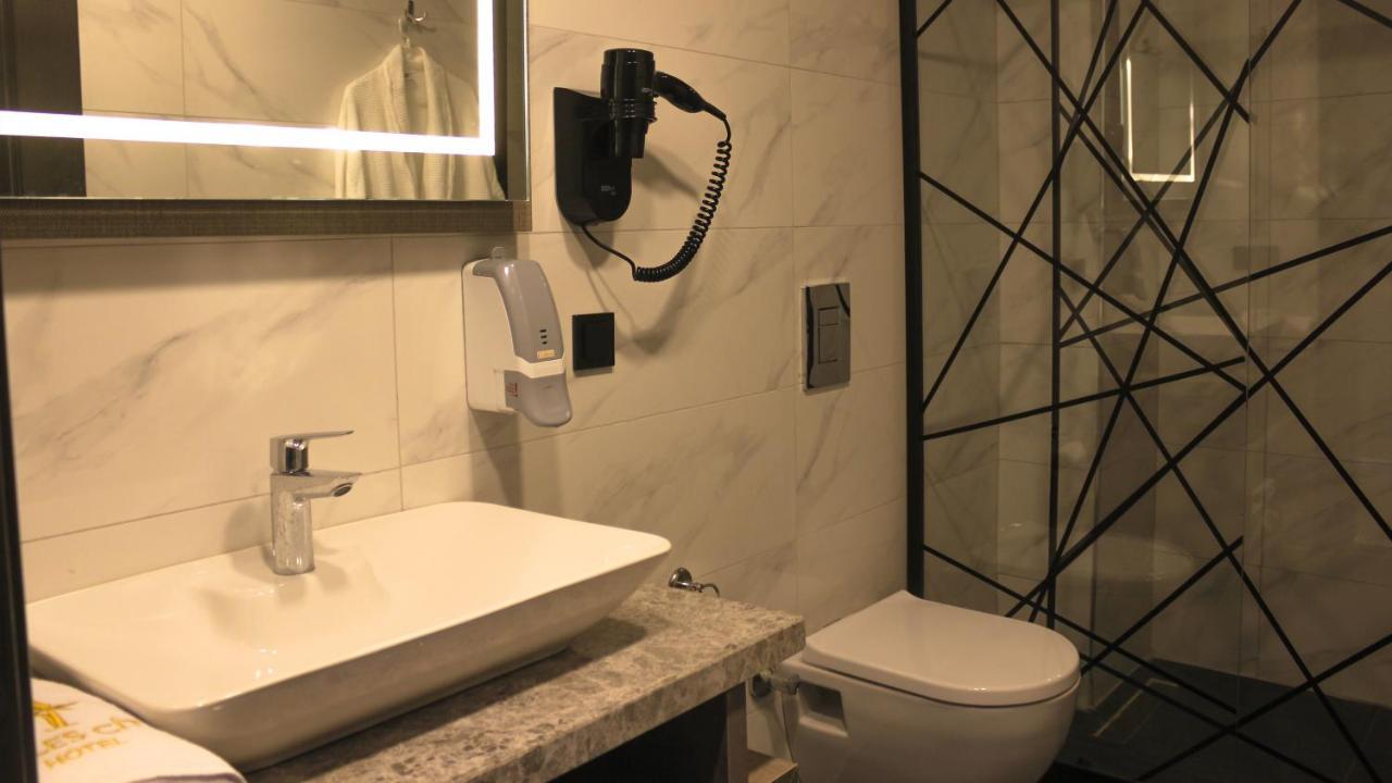 Talles City Hotel Izmir