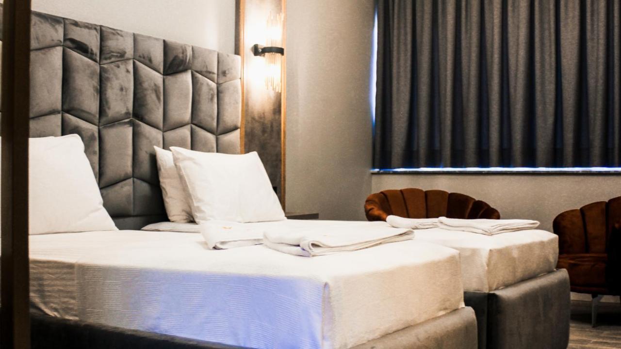 Hotel Talles City
