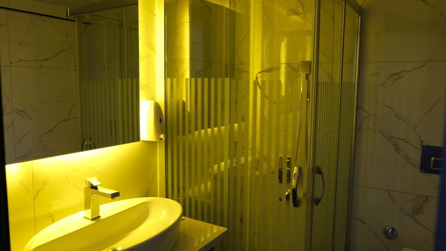 Hotel Talles City